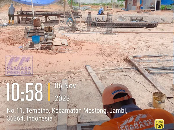 fabrikasi rangka konstruksi bangunan baja shelter