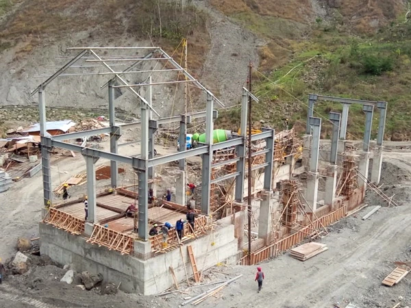 fabrikasi instalasi konstruksi baja pabrik power house PLTMH